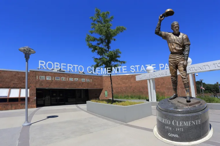 Božićna tragedija koja je &scaron;okirala svijet: Omiljeni igrač oti&scaron;ao je noseći pomoć unesrećenima