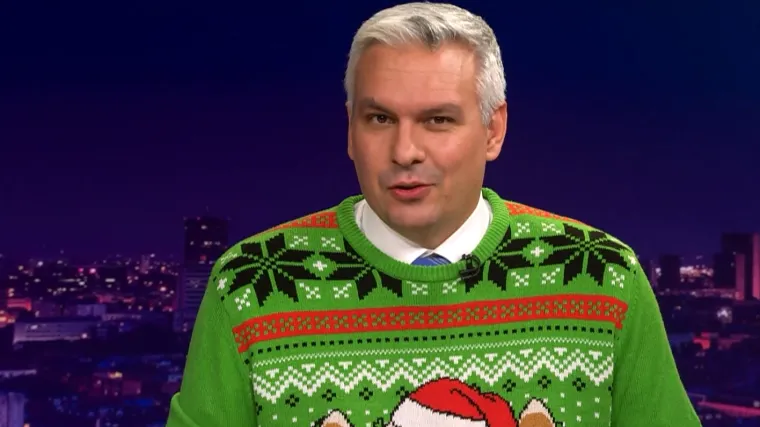 Skorin u ružnom božićnom džemperu: 'Osmijeh je najbolji poklon'