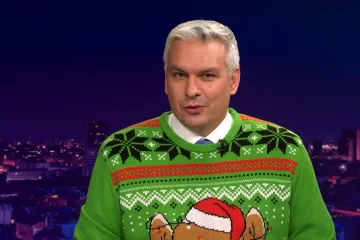 Skorin u ružnom božićnom džemperu: 'Osmijeh je najbolji poklon'