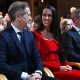 Tina Gaber Golob u vatrenom izdanju, ali elegantna crnka zapela je oku kamere