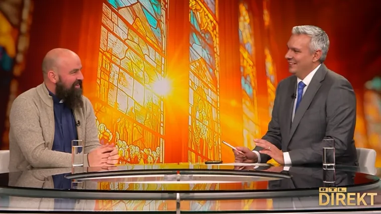 Svećenik od&scaron;krinuo vrata čudesnog Božića: 'Kod mame nas se okupi 50, doslovno najuža obitelj'