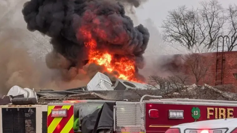 Eksplozija u domu za starije: Najmanje dvoje mrtvih, ima nestalih. Vatrogasci opisali dramatične trenutke