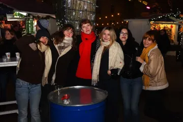 &Scaron;alovima i osmijesima prkosile minusu: Karlovčanke ukrale adventsku večer