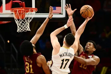 Cleveland 'zamrznuo' Matkovićeve Pelicanse na -23, Leonard utrpao 41 poen Houstonu
