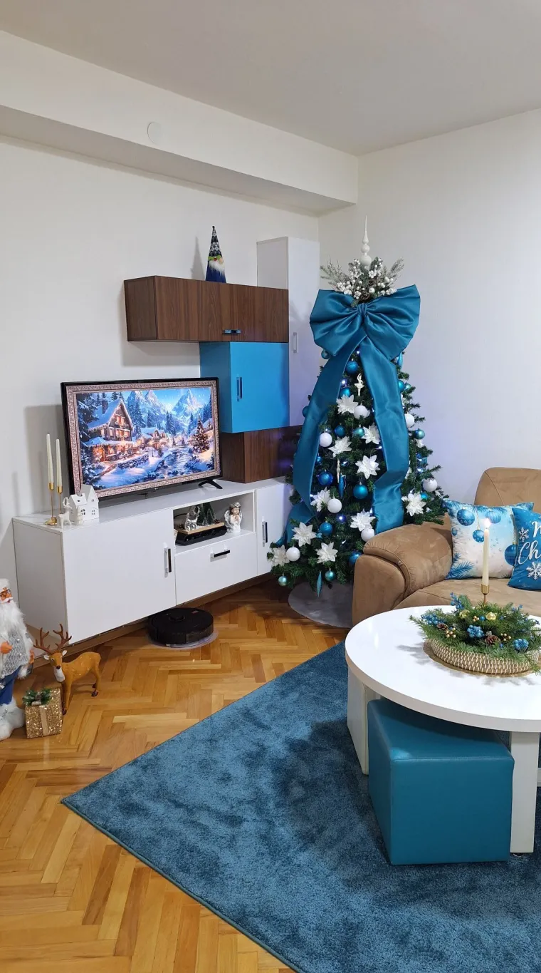 Žiri je zatrpan va&scaron;im fotografijama: Badnjak je, a jelke zauzimaju status zvijezda u domovima