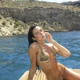 Godi&scaron;nja doba ne postoje za Dua Lipu: Slavna pjevačica ističe figuru u kupaćem i zimi