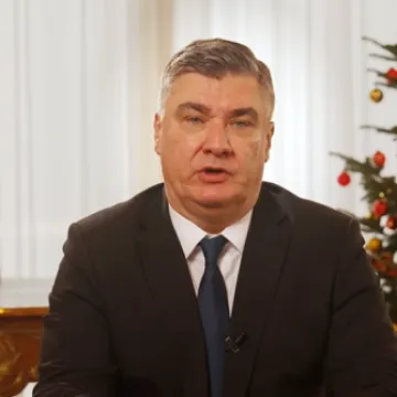 Milanović Hrvatima uputio čestitku: 'Volio bih da vam mogu poželjeti mirne i radosne blagdane. Ali...'