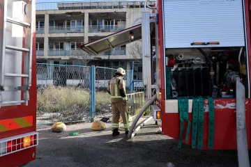 Požar u napu&scaron;tenom objektu u Splitu: Iz buktinje izvučena ozlijeđena osoba