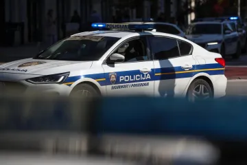 Tragedija u Karlovcu: Poginuo mu&scaron;karac u slijetanju kombi vozila