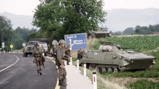 Dramatična ispovijest: 'Zbrisao sam iz JNA u zadnji čas. Pljuvali su me, a jedno je bilo ba&scaron; jezivo'