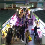 Kupovalo se sve! Od brancina i lignji do odojka i purice: Pogledajte gužvu na tržnici