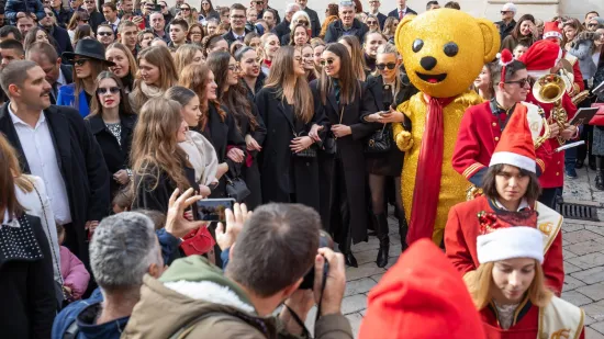 Dubrovnik u blagdanskom zanosu! Pjevalo se: Ođe, ođe - nazdravlje vam Badnje jutro dođe