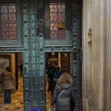 Zagrebačka katedrala otvorila vrata nakon pet godina: 'Ovo je prvi put da sam u&scaron;ao unutra'