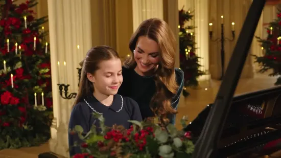 Božić u znaku emocija: Kate i Charlotte zajedno u kraljevskom glazbenom duetu