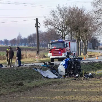 Frontalni sudar uzeo &scaron;est života: Jedan auto se zapalio, prizori su užasni