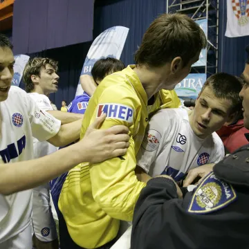 Ovo je najveća tuča igrača Dinama i Hajduka! Blagdansko vrijeme nosi i tamne strane rivalstva