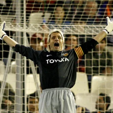 &Scaron;panjolska legenda oplela po zvijezdi Real: 'Ne zaslužuje toliku plaću, na terenu je bolji Mbapp&eacute;'