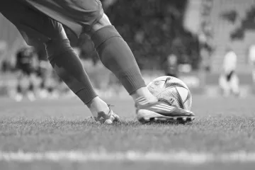 Bizarna smrt: Nogometa&scaron; preminuo na terenu, za sve je kriv vje&scaron;tački ritual