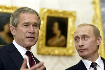 Procurili vrući transkripti Putina i Busha: 'S tobom bih bio u rovovima'