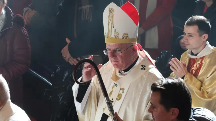 Nadbiskup Uzinić: Ljubav je moguća samo među jednakima