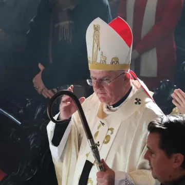 Nadbiskup Uzinić: Ljubav je moguća samo među jednakima