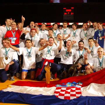 Preko ratnog vihora do svjetskog trona: 'Upasti tada u reprezentaciju bilo je kao da si prvak'