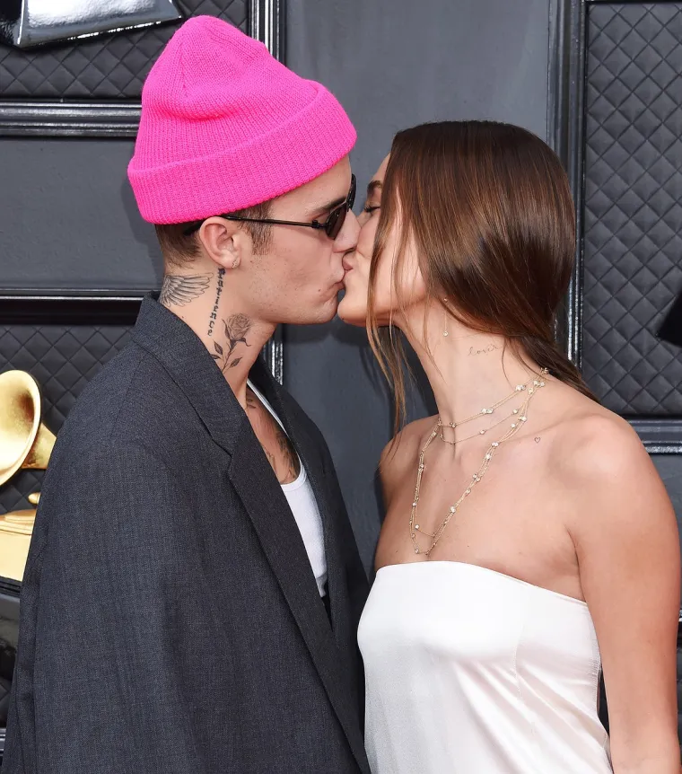 Ovako izgleda Božić u domu Bieberovih: Pokazao je svog sina, a za oko nam je zapeo jedan detalj