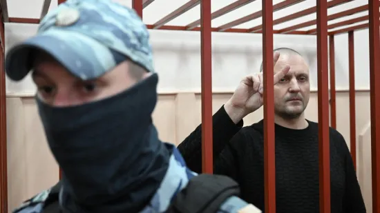 Putinov kritičar ide u zatvor! Osuđen na 6 godina u kaznenoj koloniji: 'Prokleti bili, psi'