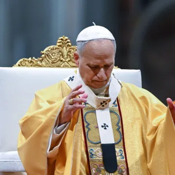 Otkrivena tajna &scaron;to papa radi Lav radi u sitne sate: 'Sveti Oče, 3 sata ujutro je!'