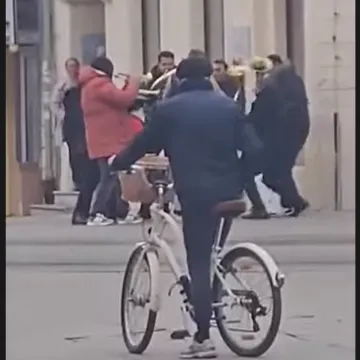 Trubači napravili dernek u hrvatskom gradu na Badnjak: 'Otplatio kredit, pa slavi?'