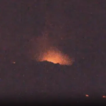 Pogled na vulkan Kilauea na Havajima: Lava na Badnjak &scaron;ikljala preko 400 metara u visinu