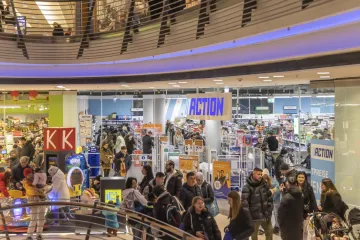 Čak ni popusti do 50 posto nisu spasili Božić: Nijemci stežu remen, a trgovci čupaju kose