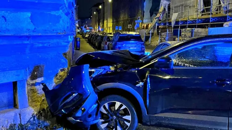 Kr&scaron; i lom u centru Zagreba! U sudaru te&scaron;ko ozlijeđen 22-godi&scaron;nji Nepalac, oglasila se policija