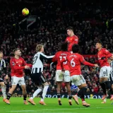 United izdržao pritisak i upisao važna tri boda na Old Traffordu