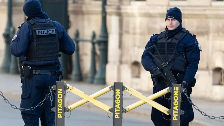 Ilegalni migrant izbo tri žene u metrou: Snimile ga nadzorne kamere