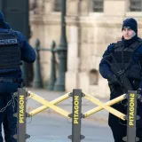 Ilegalni migrant izbo tri žene u metrou: Snimile ga nadzorne kamere