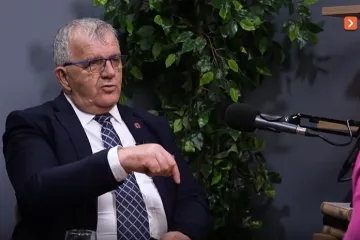 Prof. Grgić opleo po zelju i otkrio za&scaron;to je čvarak 30 eura: 'Jedite kobasice'