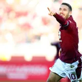 Nikola Vla&scaron;ić je nezaustavljiv: Zabija golove kao na pokretnoj traci