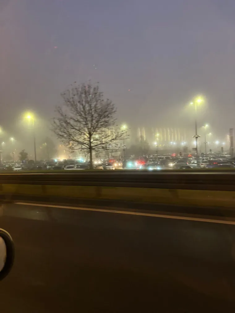 Jo&scaron; malo do Thompsonovog koncerta u zagrebačkoj Areni: Promet se pojačava, fanovi pristižu