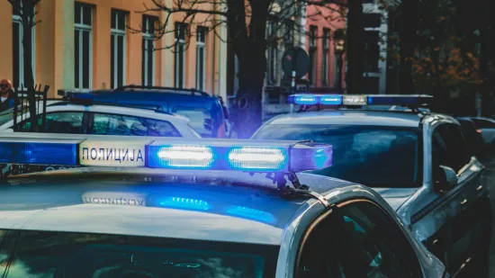 Pomahnitali mu&scaron;karac izbo baku pred unukom, objavljena stravična snimka napada