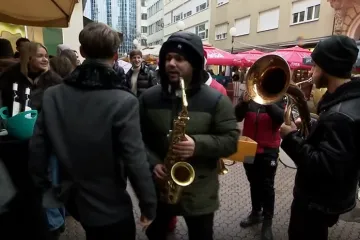 Kome sve smetaju romski trubači na ulicama? Kajtazi: 'Moji Romi znaju svirati posebno kad ih se plati...'