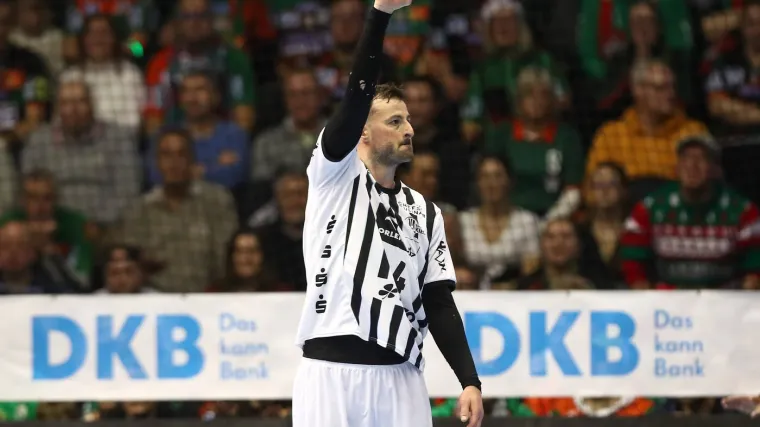 Duvnjak ostaje u Kielu jo&scaron; godinu dana: Drago Vuković otkriva težinu njegove odluke