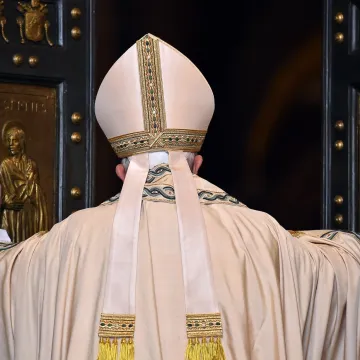 Zatvaraju se Sveta vrata Vatikana: Evo koliko je ljudi tražilo oprost grijeha