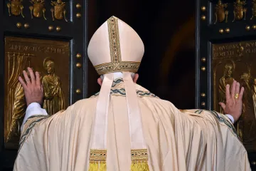 Zatvaraju se Sveta vrata Vatikana: Evo koliko je ljudi tražilo oprost grijeha