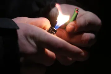 Kod dvojice tinejdžera pronađeno gotovo tisuću komada zabranjene pirotehnike