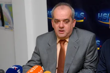 Ugledni član Gradskog vijeća Bjelovara pijan se zabio u stablo, oglasila se policija