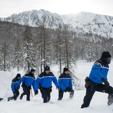 Lavina pokosila skija&scaron;e u talijanskim Alpama: Najmanje dvoje ljudi ostalo zatrpano