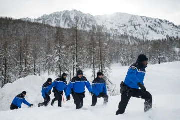 Lavina pokosila skija&scaron;e u talijanskim Alpama: Najmanje dvoje ljudi ostalo zatrpano