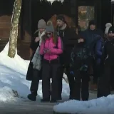 Snijeg rasprodao Plitvice za Novu godinu, a goste iz Dalekih zemalja osvojio i lokalni specijalitet