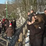 Zimska bajka na Plitvicama: Snijeg gotovo rasprodao Plitvice za Novu godinu